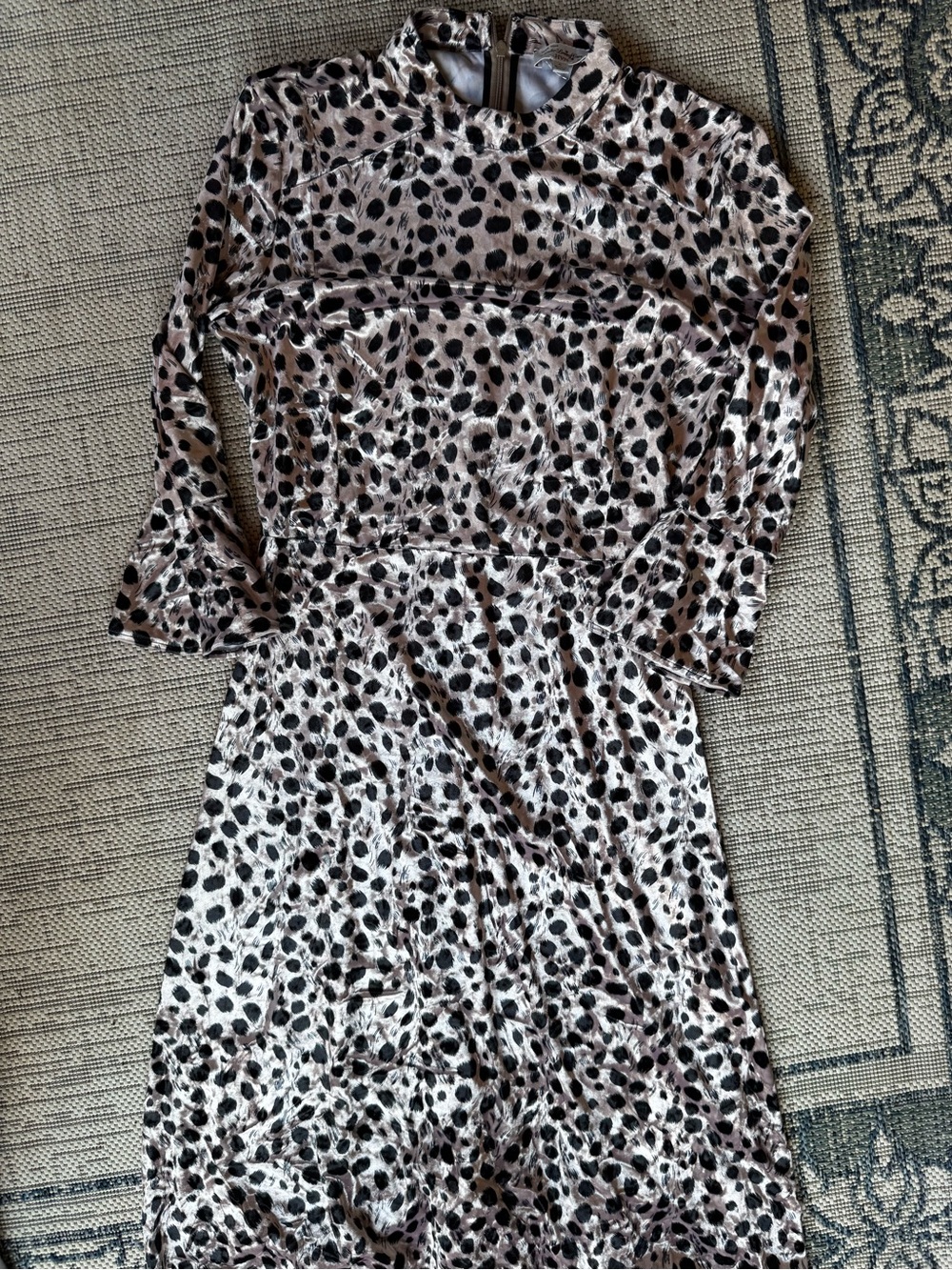 HVN Ashley Leopard Print Velvet Midi Dress Size 6